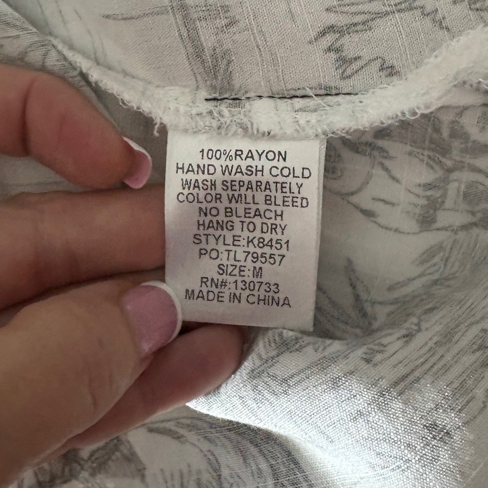 Umgee‎ Toile Puff Sleeve Blouse Top sz Md NWOT Rayon - Picture 5 of 12
